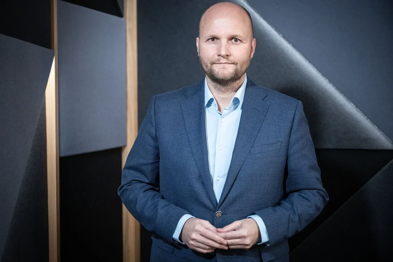 L'ancien chef du ministère de la Défense slovaque devrait être entendu par la police dans l'enquête sur les avions de combat MiG-29