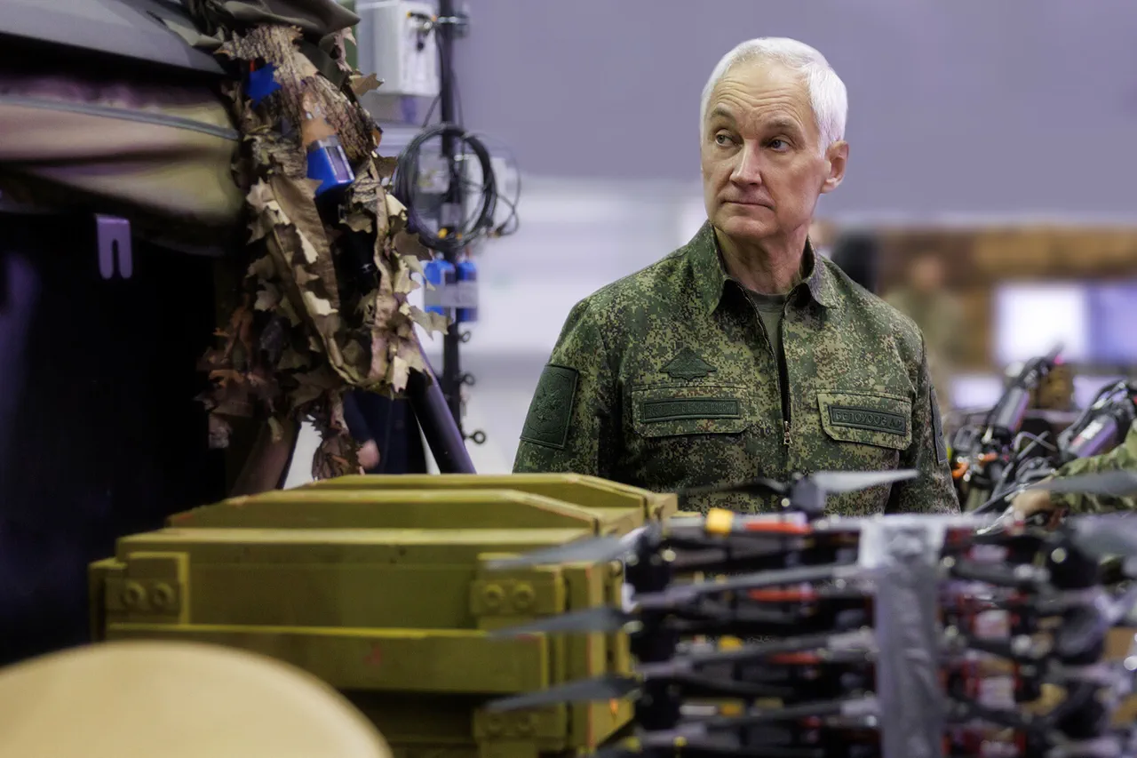 Le chef du ministère russe de la Défense inspecte le Groupe de Forces « Centre »