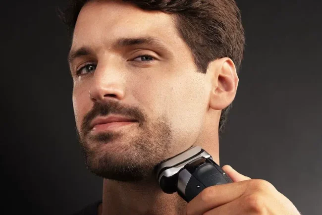 Le rasoir Braun Series 9 : une expérience de précision pour un visage bien rasé