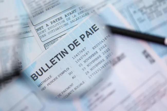 Les augmentations salariales ont ralenti en 2025 selon une étude de Deloitte