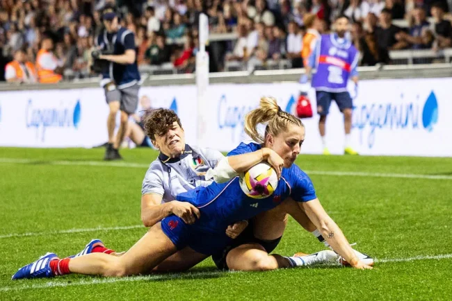 Les Bleues dominent l'Italie dans un début de Coupe du Monde prometteur
