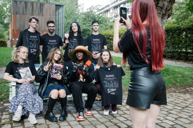 Les fans de Blackpink se rassemblent à Paris pour célébrer leur passion pour la K-pop