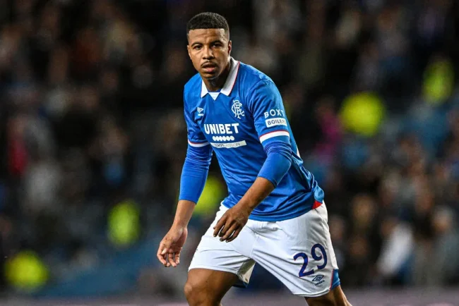 Les Glasgow Rangers et la situation inhabituelle de Hamza Imbuele
