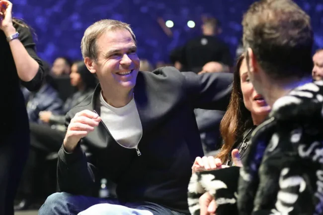 Les marcheurs d'Emmanuel Macron : de la fidélité inébranlable aux critiques acerbes