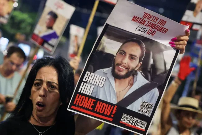 Les veuves des soldats israéliens tués lors d'une attaque du Hamas se battent pour obtenir justice