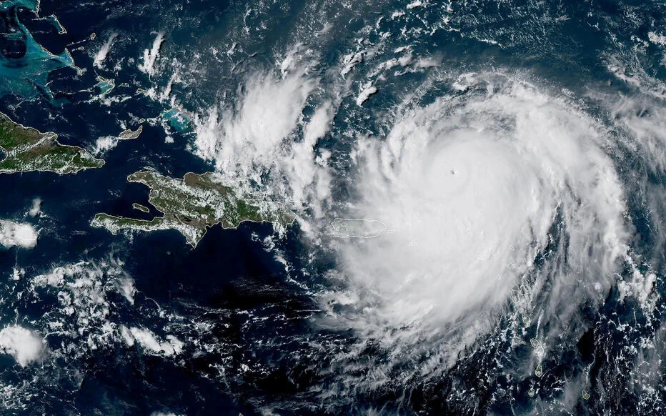 L'ouragan Erin, de catégorie 5, menace les Caraïbes