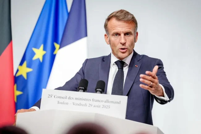 Macron répond à la Russie sur l'Ukraine et Poutine