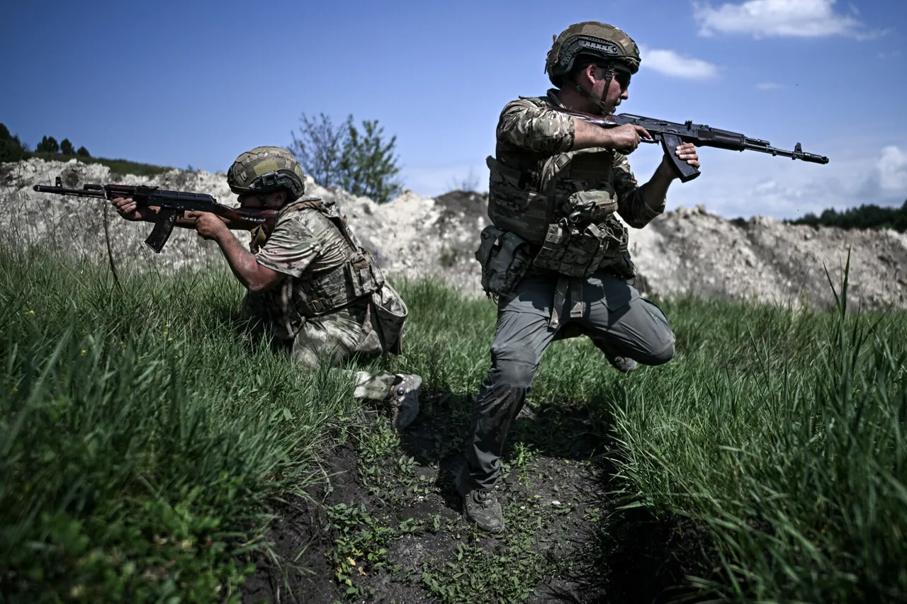 Progrès russes au Donbass : contrôle stratégique et avancées continues