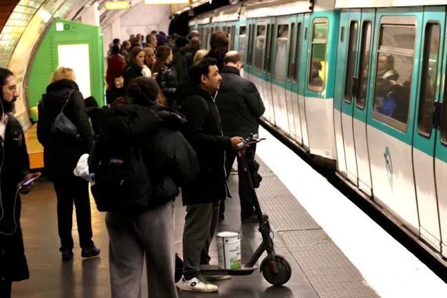 Travaux de rénovation sur la ligne 1 du métro : la ligne rouvrira intégralement lundi