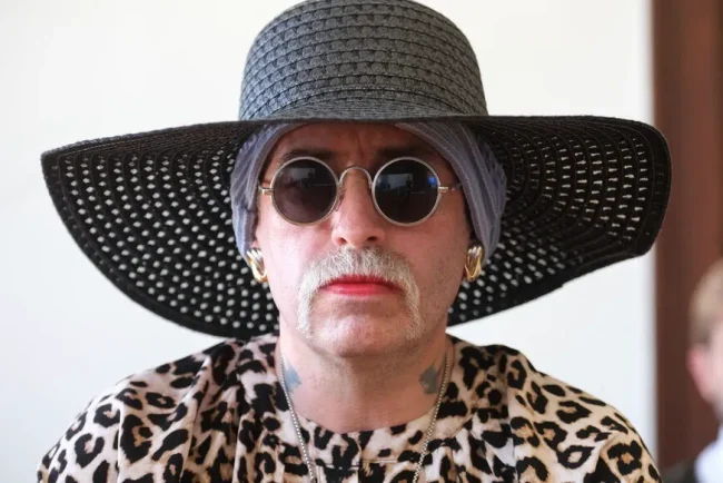 Un extrémiste allemand pro-Poutine et anti-migrant arrêté pour préparer un attentat