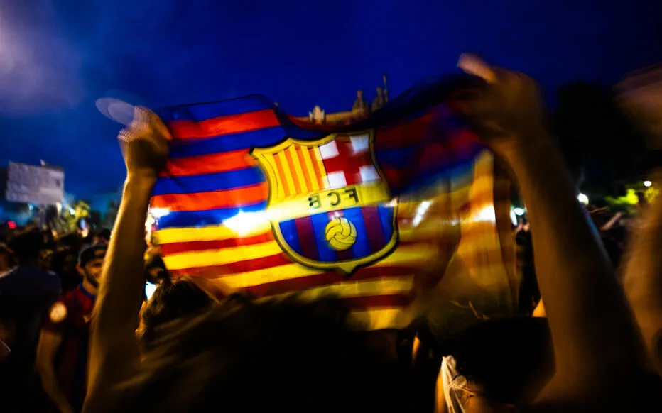 Un maillot barré par la concurrence : Barcelone fait fitter un club de quatrième division suisse