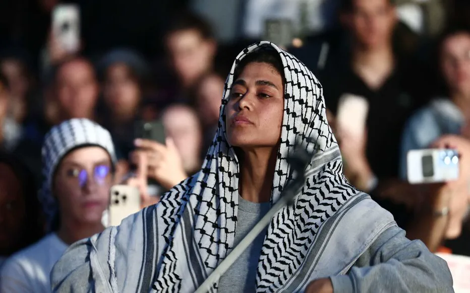 Une décision controversée attend l'ULB : valider ou non le choix de Rima Hassan pour la promotion sortante en droit et criminologie