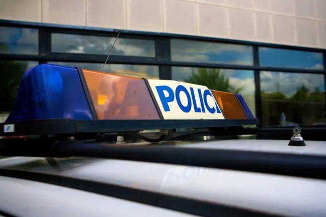 Vol spectaculaire à Courbevoie : cambrioleurs inorides et braquage haut de gamme