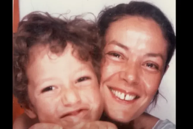 Adieu Maman : La mère de Carlito, icône d'Internet, nous quitte