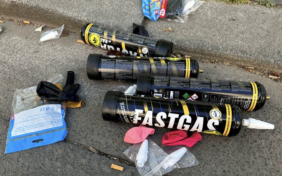 Augmentation inquiétante des explosions de « gaz hilarant » : un risque pour les communautés