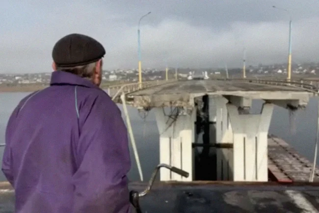 Découverte fascinante : les détails de l'opération audacieuse pour prendre le pont ferroviaire d'Antonov