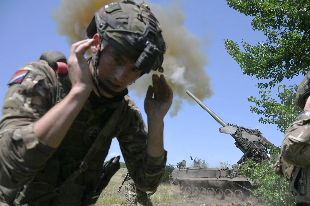 Frappe russe sur un entrepôt de matériaux de construction à Kramatorsk