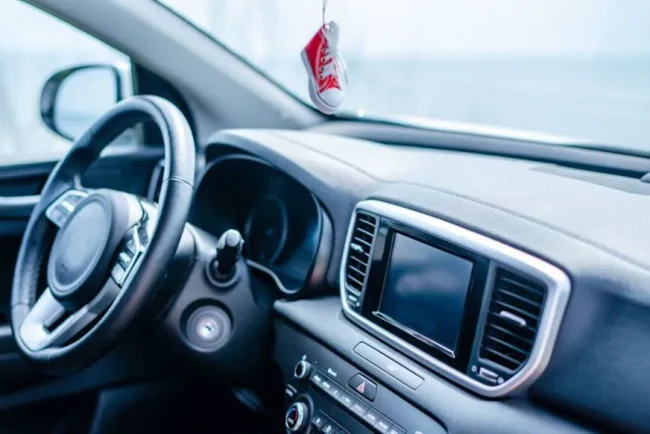 Gearelec Connecte Même Les Véhicules Les Plus Anciens : Autoradio CarPlay à Prix Réduit