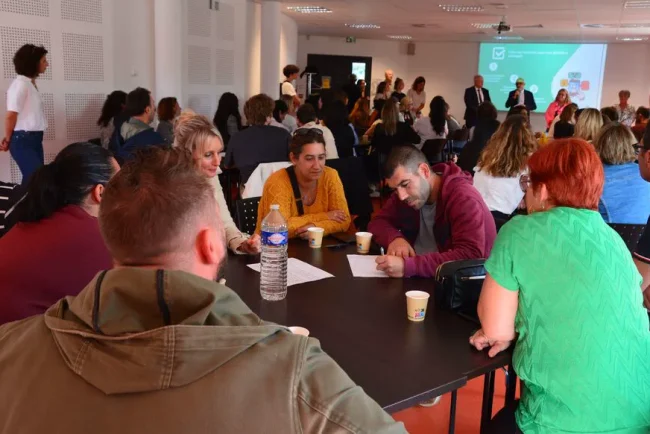 Harcèlement scolaire : les parents se forment également