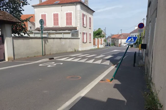 Identifié grâce à la vidéosurveillance : un conducteur recherché pour un accident impliquant une personne âgée est finalement arrêté