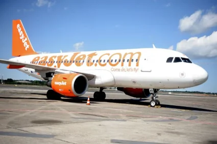 Incident à l'aéroport de Manchester : un véhicule entre en collision avec un avion EasyJet