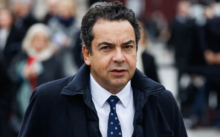 La controverse des enregistrements de Radio France fait réagir les médias et la politique