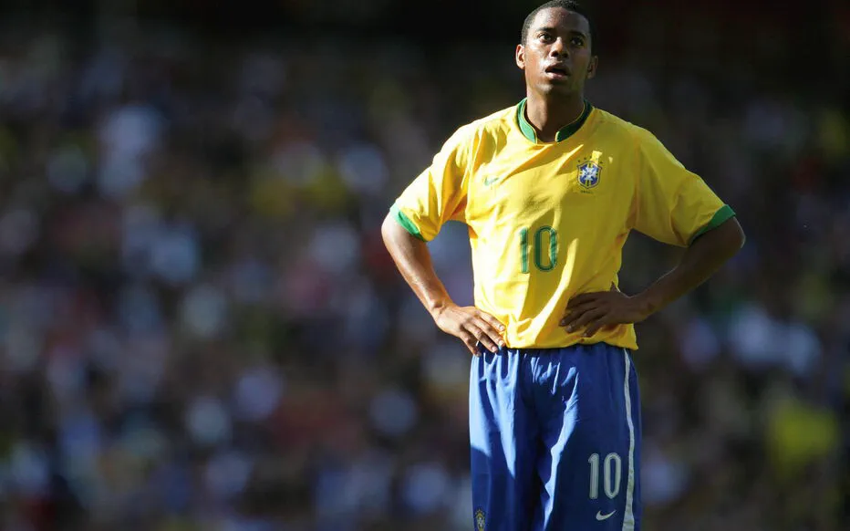 La justice brésilienne maintient la peine de prison de Robinho pour viol