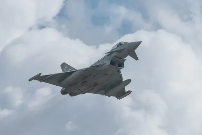 La Lituanie autorise l'abattage de drones russes pour protéger son espace aérien