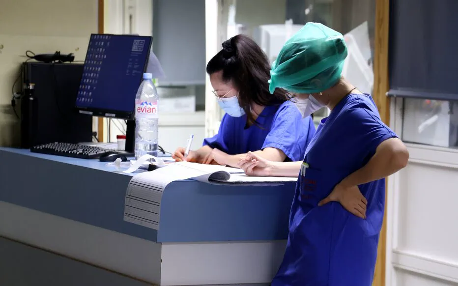 Le débat sur l'Aide médicale d'État refait surface alors que le vote de confiance du gouvernement approche
