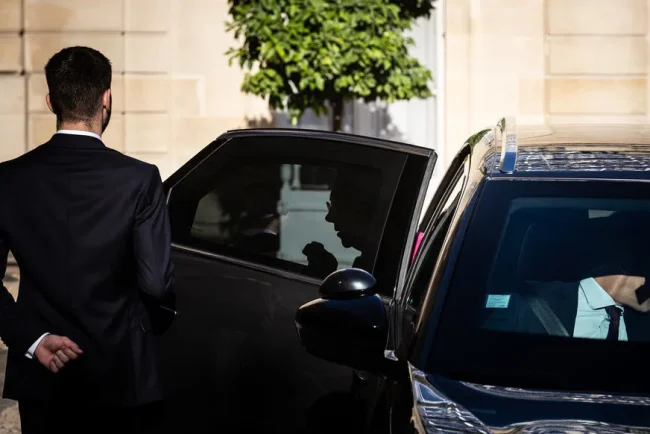 Le nouveau gouvernement met fin aux privilèges des anciens Premiers ministres