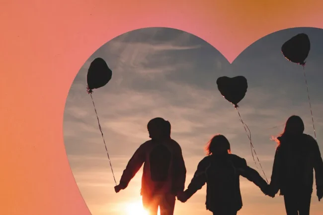 Le secret de Sarah : une histoire de polyamour et d'auto-découverte