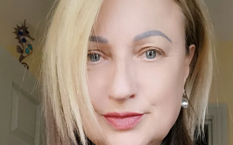 Le secret sombre de Maureen Slough : une fille découvre la vérité derrière les adieux secrets de sa mère