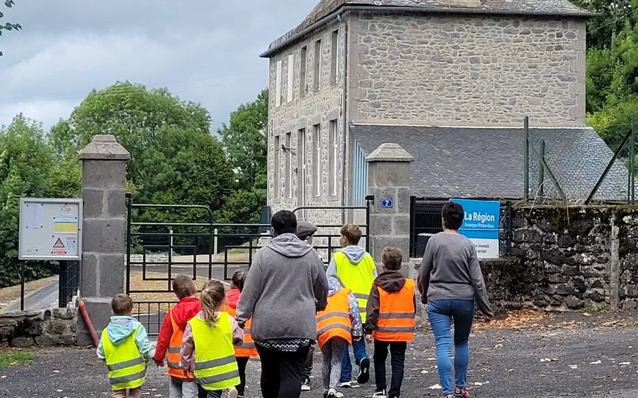 Le suicide choquant d'une directrice d'école, un cri d'aide silencieux :