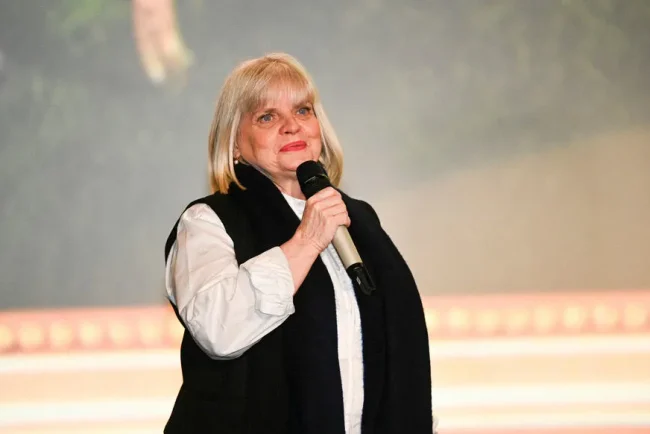 Les charges s'accumulent contre le chauffeur VTC d'Isabelle Nanty