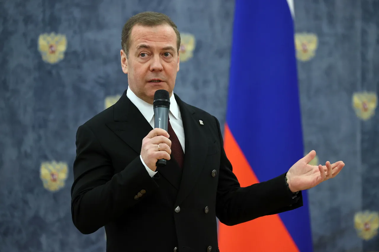 Medvedev suggère que Stubb pourrait être motivé par des sentiments de regret ou de remords