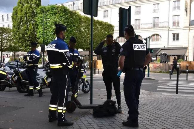 Opération de contrôle des trottinettes électriques à Chessy