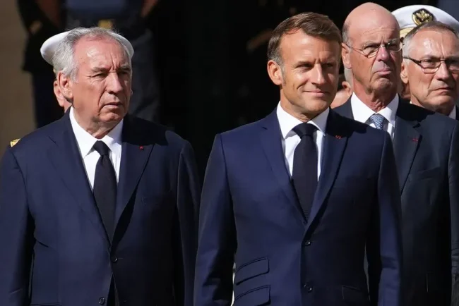 Rencontre inattendue entre Bruno Retailleau et François Bayrou