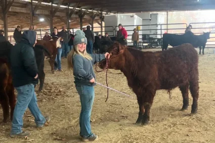 Tragédie familiale : une adolescente meurt et ses parents font face à des accusations