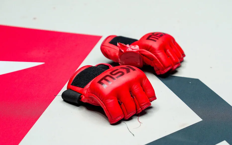 Un coach de boxe et professeur d'espagnol comparait devant la justice pour actes sexuels sur mineurs