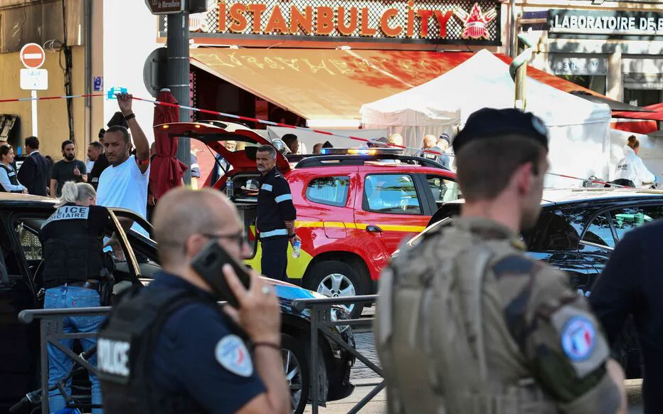 Un homme attaque des policiers avec un couteau à Marseille