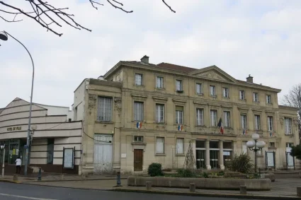 Soraya Jebari : le nom de domaine de sa campagne électorale a été achetée par un conseiller municipal de la majorité.