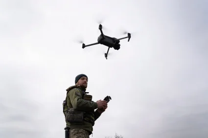 Ukraine : les drones dans la ville de Kamenka-Dneprovska et l’approvisionnement en eau