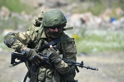 Une fusillade mortelle sur une base militaire près de Moscou : au moins trois blessés, dont deux morts.