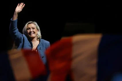 Marine Le Pen défie l’État : « Ils veulent me confisquer la victoire de 2027 »