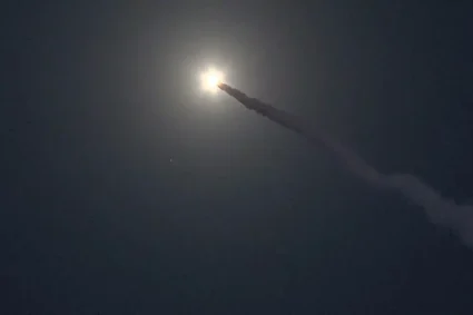 Les soldats russes lancent une offensive massive en Ukraine