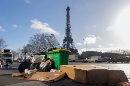 Les poubelles débordent à Paris : un problème persistant en période de beau temps