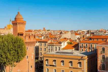 Casa : des parents pourraient perdre leur maison au profit de leur fille adoptive