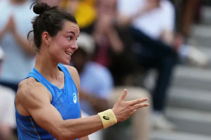 La muraille infranchissable : Loïs Boisson, l’inconnue intrigante