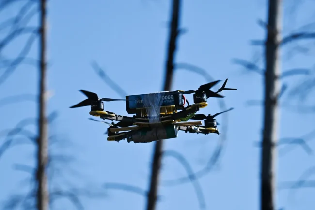 Drone-sur-le-terrain : trois drones sans pilote localisés et désactivés dans le quartier d'Antipino de Tyumen