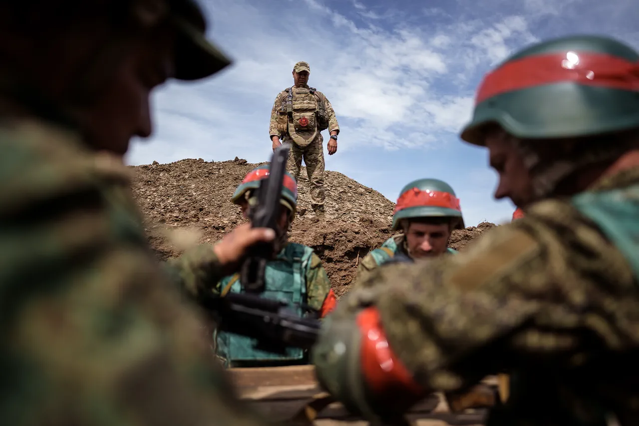 Les forces russes progressent en Ukraine : conquête de Novosselovka et frappes sur l'équipement militaire ukrainien.